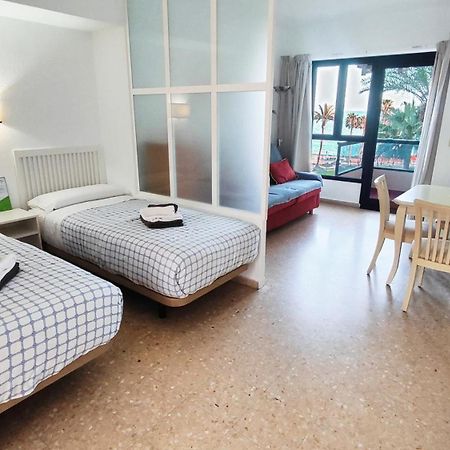 Aloha Playa Apartment With Ocean Views And Pools 贝纳尔马德纳 外观 照片